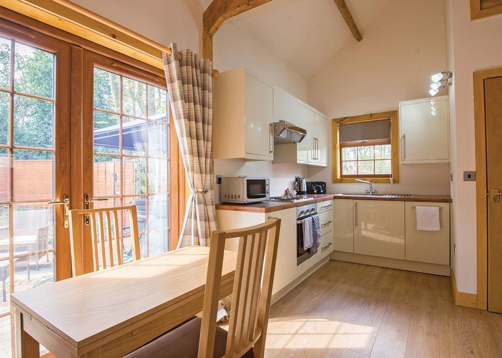 Redbrick Lodges Clipstone Exterior photo
